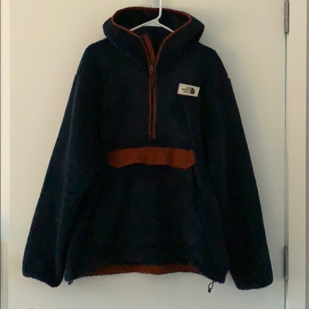 The North Face Men’s Campshire Pullover Hoodie